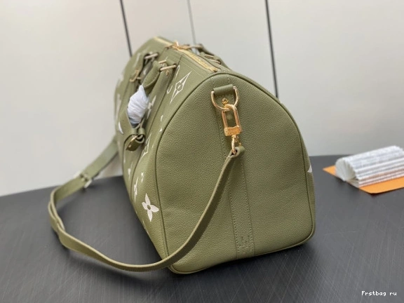 First bag ru LOUIS VUITTON BANDOULIÈRE  KEEPALL 45 0812